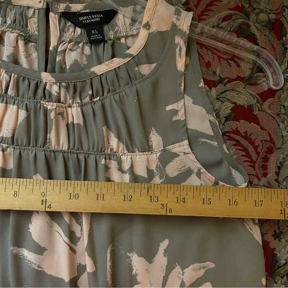 Simply Vera Tang Top - Khaki/Coral Peach.  Womens: XS - Picture 7 of 9